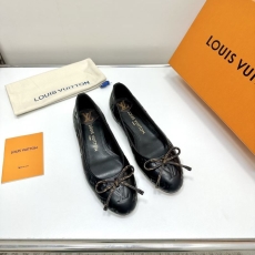 Louis Vuitton Tods Shoes